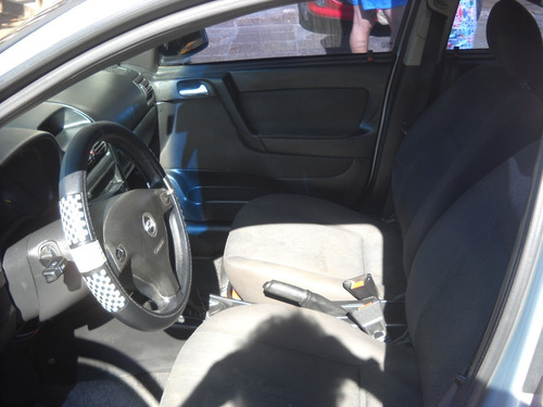 Imagen 7 de 15 de Chevrolet Astra 2.0 Gl Gnc 2009 Gris
