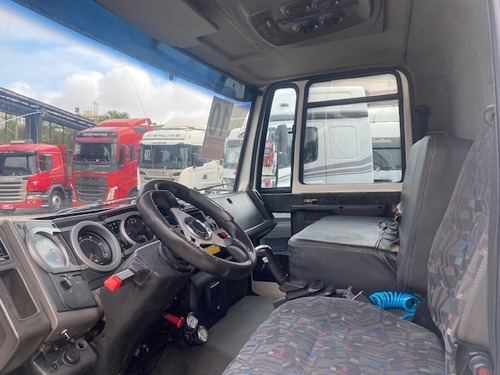 Imagem 8 de 11 de Ford Cargo 1832 4x2 Baixa Km = 19320 19330 1933 Vm310
