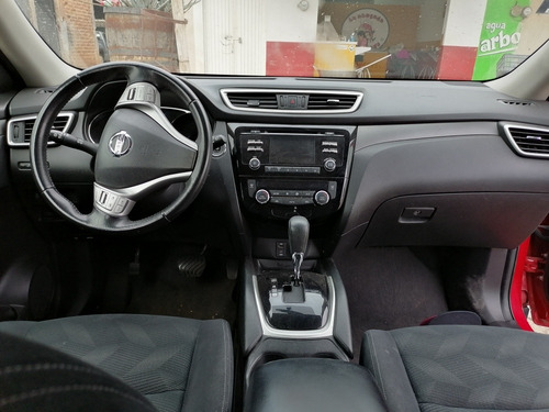 Nissan X-trail 2.5 Advance 2 Row Cvt 2016