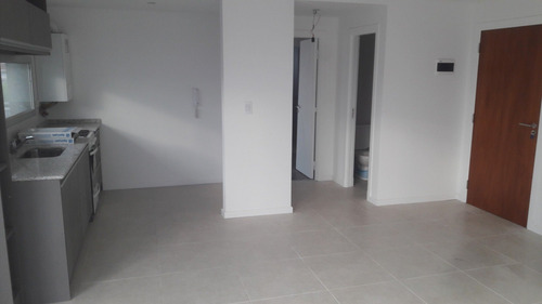 Imagen 2 de 30 de Departamento De 2 Ambientes A Estrenar Rawson E Independencia