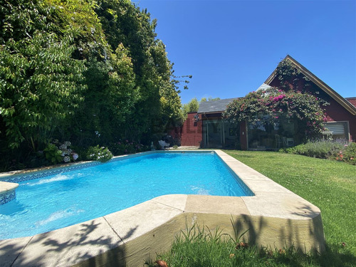 Casa En Venta En Concón
