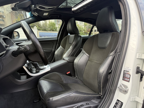 Volvo S60 T5 R-Design Plus Auto