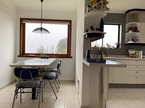 Casa Con Cocina Remodelada En Los Notros De Curiñanco