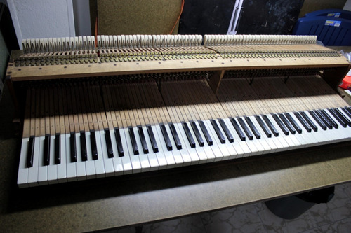 Imagen 7 de 10 de Bogotá Piano Workshop: Afinación Reparación Pianos Acústicos