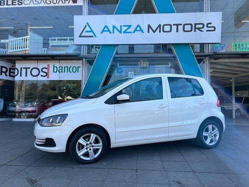Imagen 8 de 17 de Volkswagen Fox Confort 2016