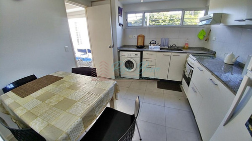 Casa En Venta Playa Mansa 3 Dormitorios- Ref: 6057