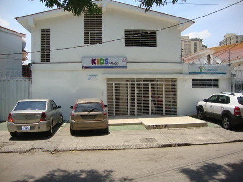 Imagen 19 de 30 de Jg López**/ Edificio En Venta Este Barquisimeto, Tlf. 0414-5533925 Cod. # 21-11613 $ 200000, 14 Baños, 12 Oficinas. Tiene Tanque De Agua 50000lts. Locales Y Mas. 390 M² Lara, Venezuela