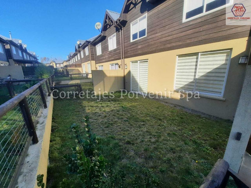 Casa En Arriendo Condominio Los Robles 2 (96416)