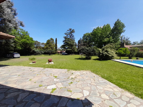 Venta Casa Quinta 3 Amb 2 Lotes Con Piscina