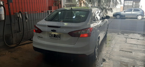 Ford Focus 1.6 Sedan