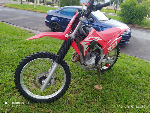 Imagem 2 de 6 de Honda Crf 250f