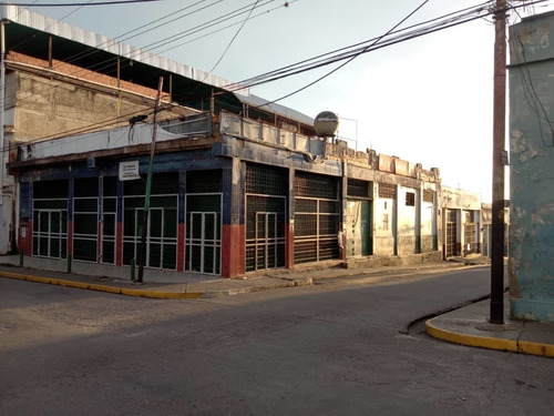 Imagen 4 de 5 de Venta Centro Comercial Santa Teresa Del Tuy