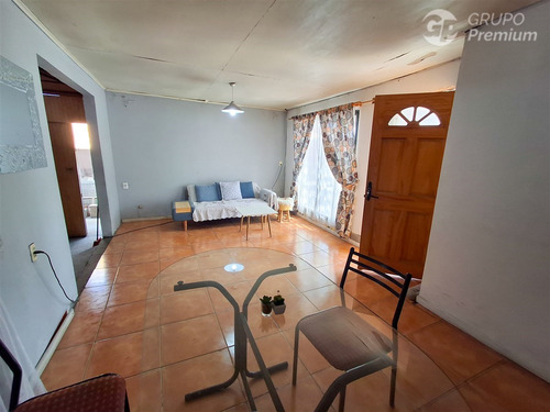 Casa En Venta De 4 Dorm. En Arica Cerca Av Cancha Rayada