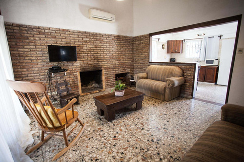 Venta Casa+gran Deposito+apto Lomas De Solymar
