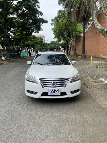 Nissan Sentra 1.8 B17 Advance