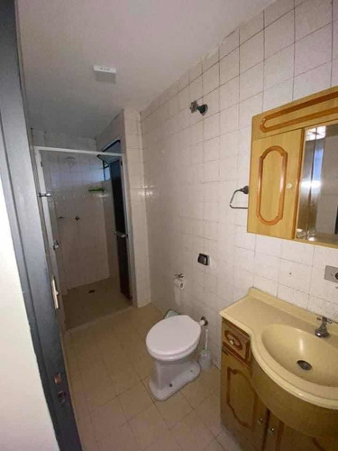 Imagem 10 de 12 de Apartamento Grande Água Verde
