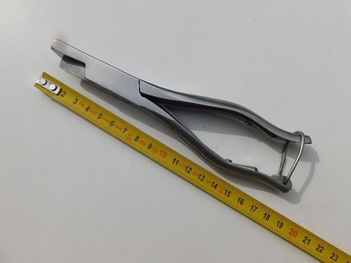 Pinza Señalador De Oreja Tamaño Chico Para Ovino Porcino