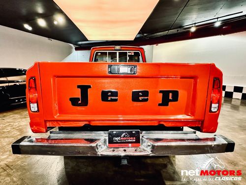 Jeep J10 Laredo 1984