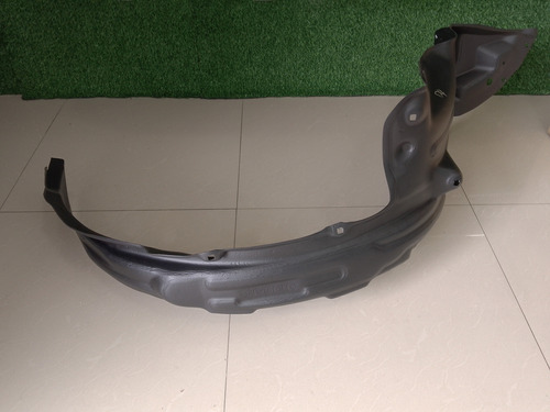 Guardapolvo Delantero Derecho Toyota Fortuner 2006-2011