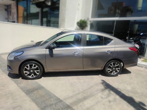 Nissan Versa 1.6 16V FLEX SL 4P XTRONIC