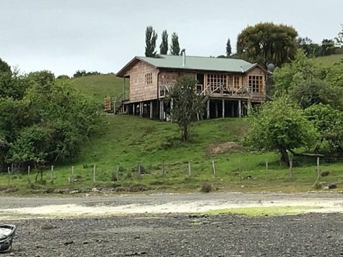 Chiloe Frente Al Mar Linda Cabaña En Un Entorno Insuperable