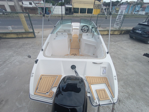 Lancha 19 Pés Rs 190 Com Motor Mercury 100 Hp 4 Tempos 2025