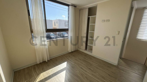 Se Arrienda Acojedora Casa En Costa Laguna