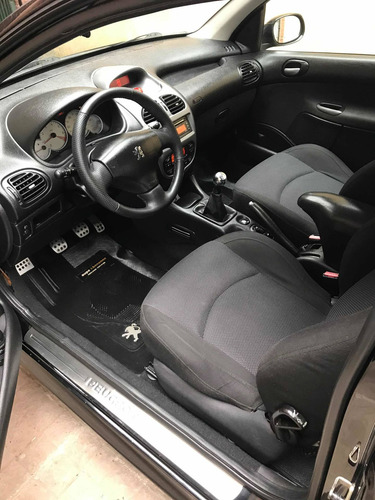 Imagen 19 de 20 de Peugeot 206 2008 1.6 Sw Xs Premium