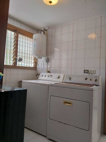 Imagen 13 de 30 de Vendo Casa 580mtrs2 5h+2s/5b+2s/4p Colinas De Tamanaco 9230