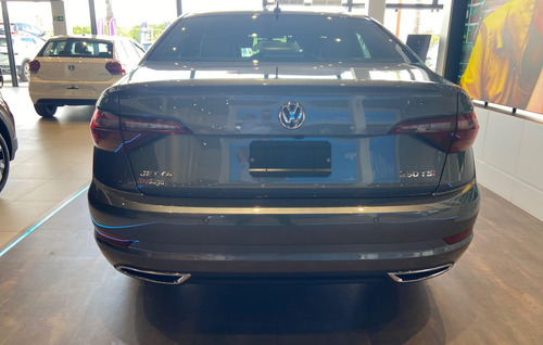 Volkswagen Jetta 1.4 250 Tsi R-line