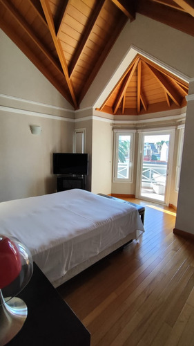 Hermosa Casa, Unica, Sobre Schmidl, Barrio Naon