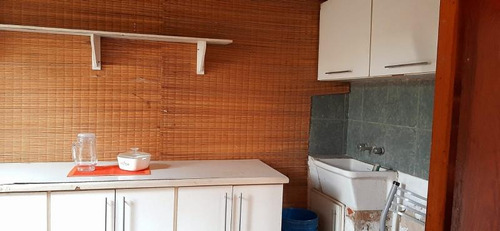 Casa En Venta - 3 Dormitorios 2 Baños - Cochera - 250mts2 - Tres De Febrero