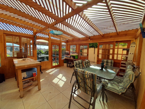 Excelente Casa De 4 Dormitorios En Los Almendros Reñaca