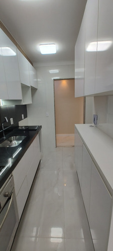 Apto Com 3 Quartos, Vista Livre, 2 Vagas No 12° Andar