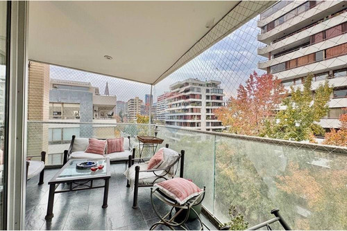 Depto Con Gran Terraza / Alianza Francesa