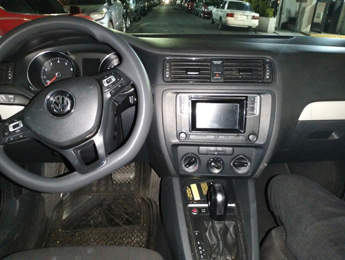 Rejilla O Difusor De Aire Para Tablero De Jetta A6 Derecha (Usado)