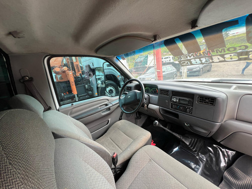 Ford F-350 4x2 Com Munck E Carroceria
