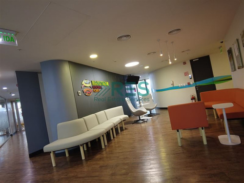 Oficina En Arriendo En Las Condes