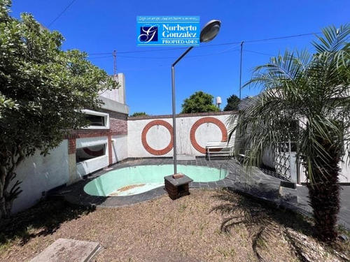 Palomar Venta De 2 Casas En Unidades Funcionales Juntas 4 Y 3 Ambientes F: 10317