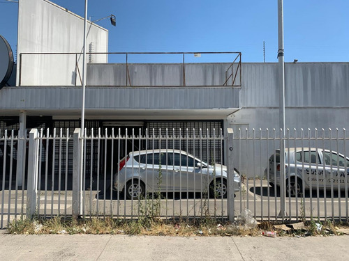Arriendo Gran Local De 493m2 En San Joaquín