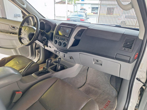 Toyota Hilux Cd 4x4 Srv 3.0