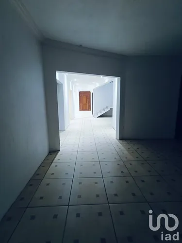 Venta Casa 5 Ambientes Yerbabuena