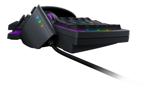 Imagen 4 de 9 de Teclado de una mano gamer Razer Tartarus V2 color negro con luz RGB