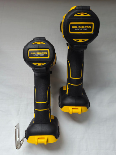 Kit Rotomartillo Llave Impacto Dewalt 20v Dck223d2 Amarillo 60 Hz (Usado)