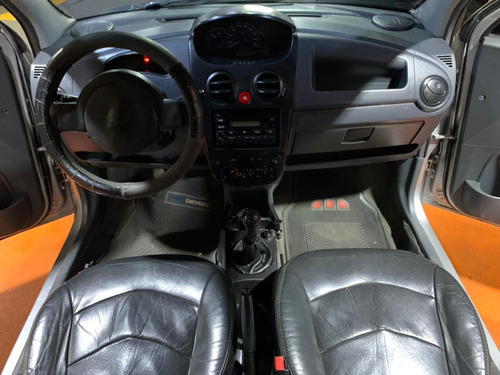 Imagen 6 de 12 de Chevrolet Spark .