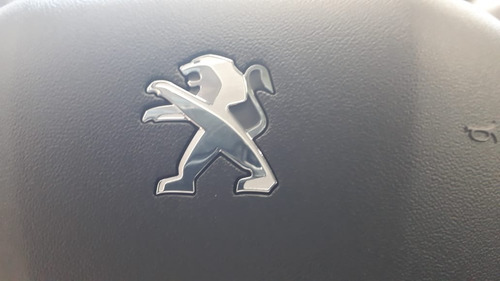 Peugeot 2008 Feline Tip (ms)