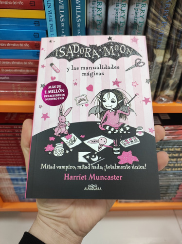 Libro Isadora Moon Y Las Manualidades Mágicas - Muncaster