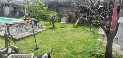 Hermosa Quinta En El Corazon De Gonzalez Catan