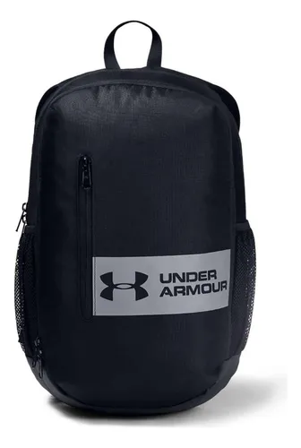 Mochila negra under armour sale