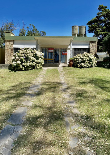 Venta Casa En Atlántida A Pasos De La Rambla